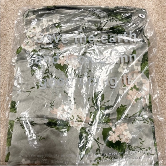 Reformation Frankie Silk Maxi Dress - Tea Garden green - Picture 8 of 12